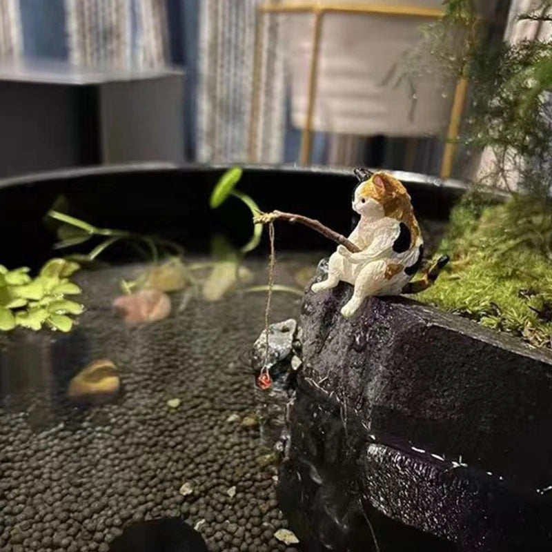 Mini Fishing Cat Statue
