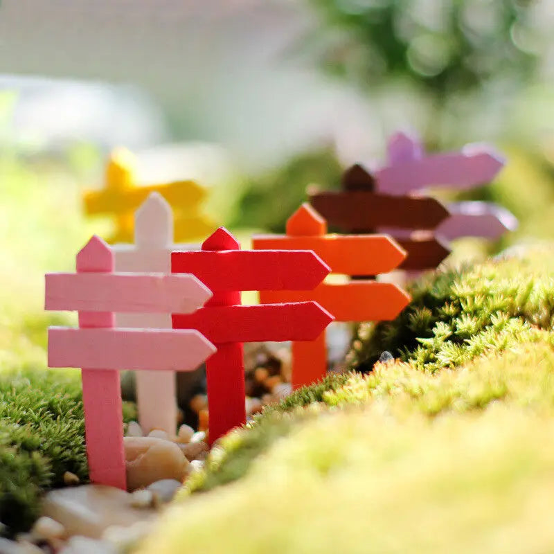 Charming Mini Wood Fence for Fairy Gardens & Terrariums